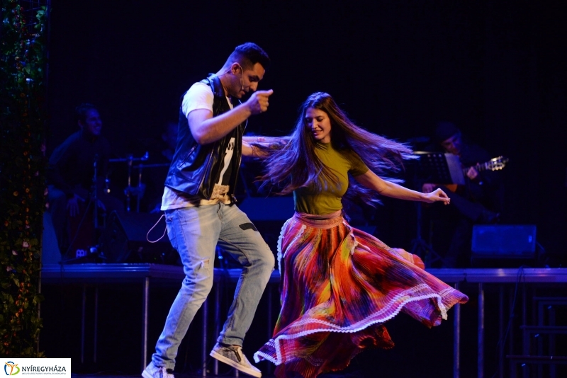 SOMNAKAJ a VMKK színpadád