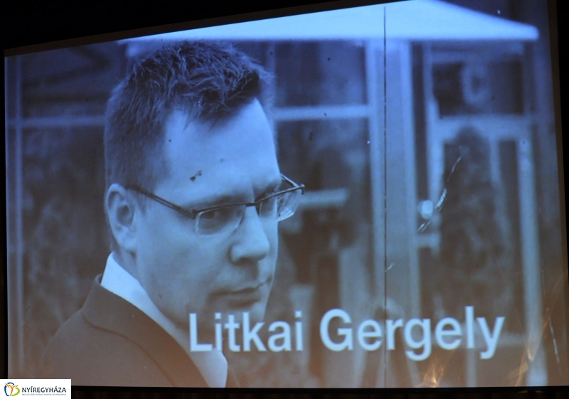 Dumaszínház-Dumaaktuál