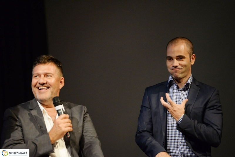 Dumaszínház-Dumaaktuál