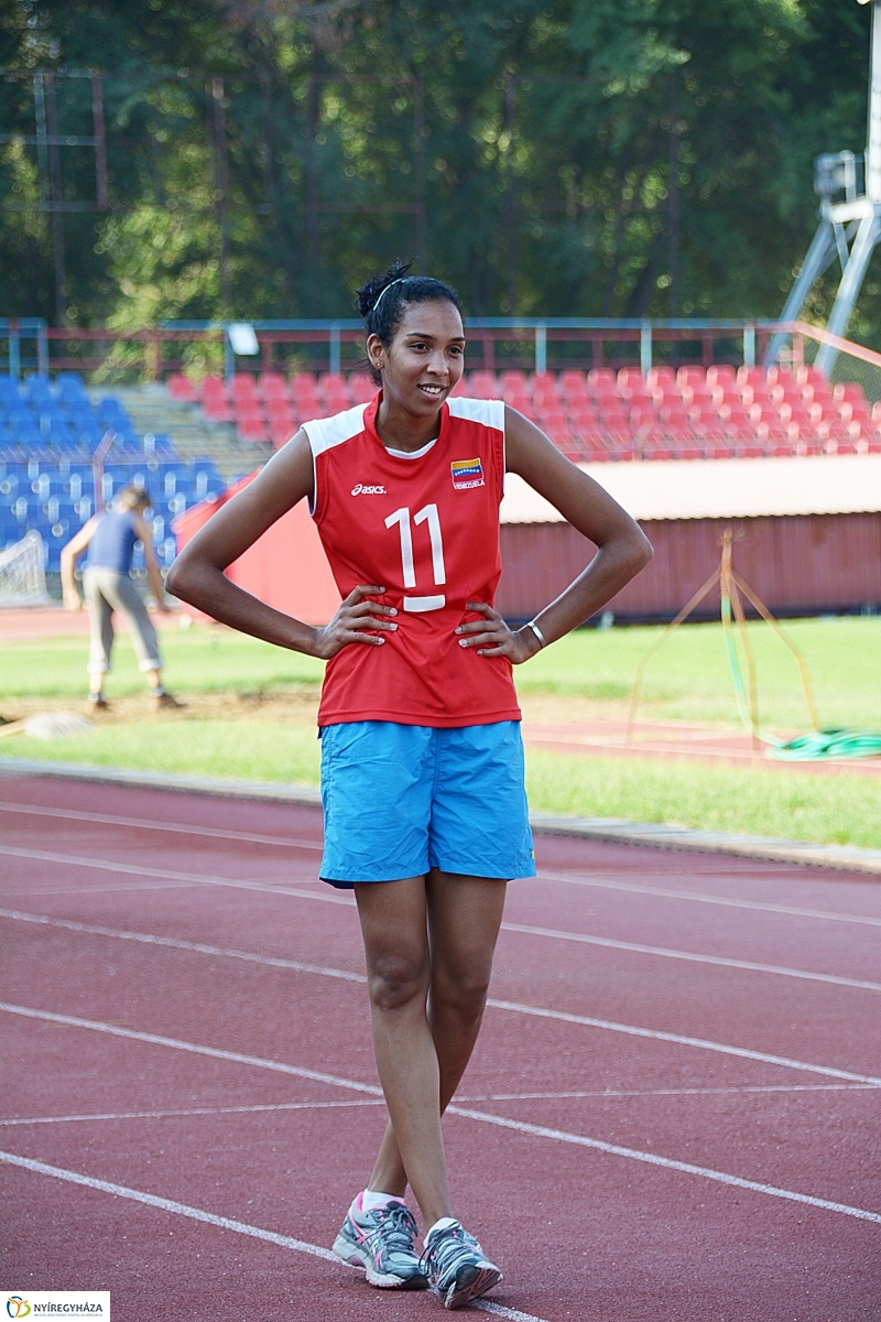 Röplabda edzés a Stadionban