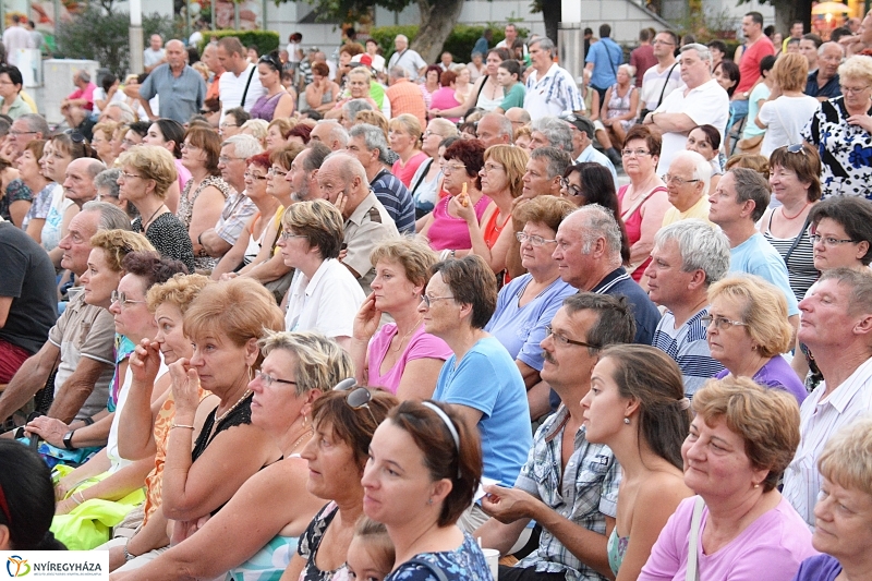 Cimbalikum a cimbaland és a Fricska táncegyüttes