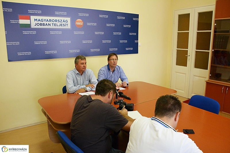 Fidesz sajtótájékoztató