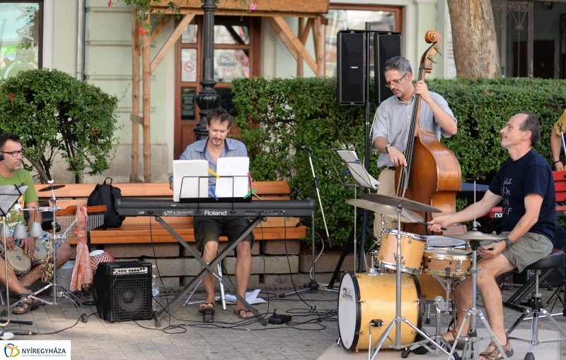 Szerda délutáni Vidor-séta