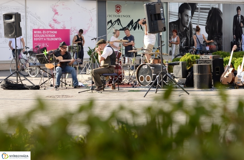 Szerda délutáni Vidor-séta