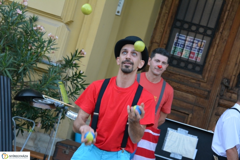 Bohóckodás a VIDOR-on