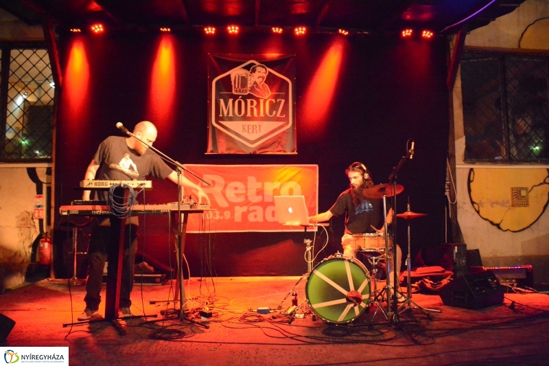 Operentzia koncert a Móricz kertben