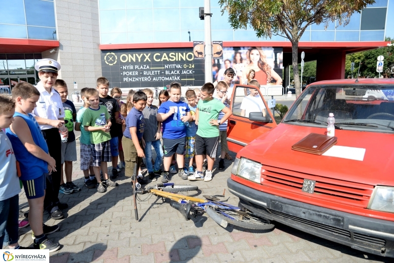 Tanévkezdés- Plaza parkoló