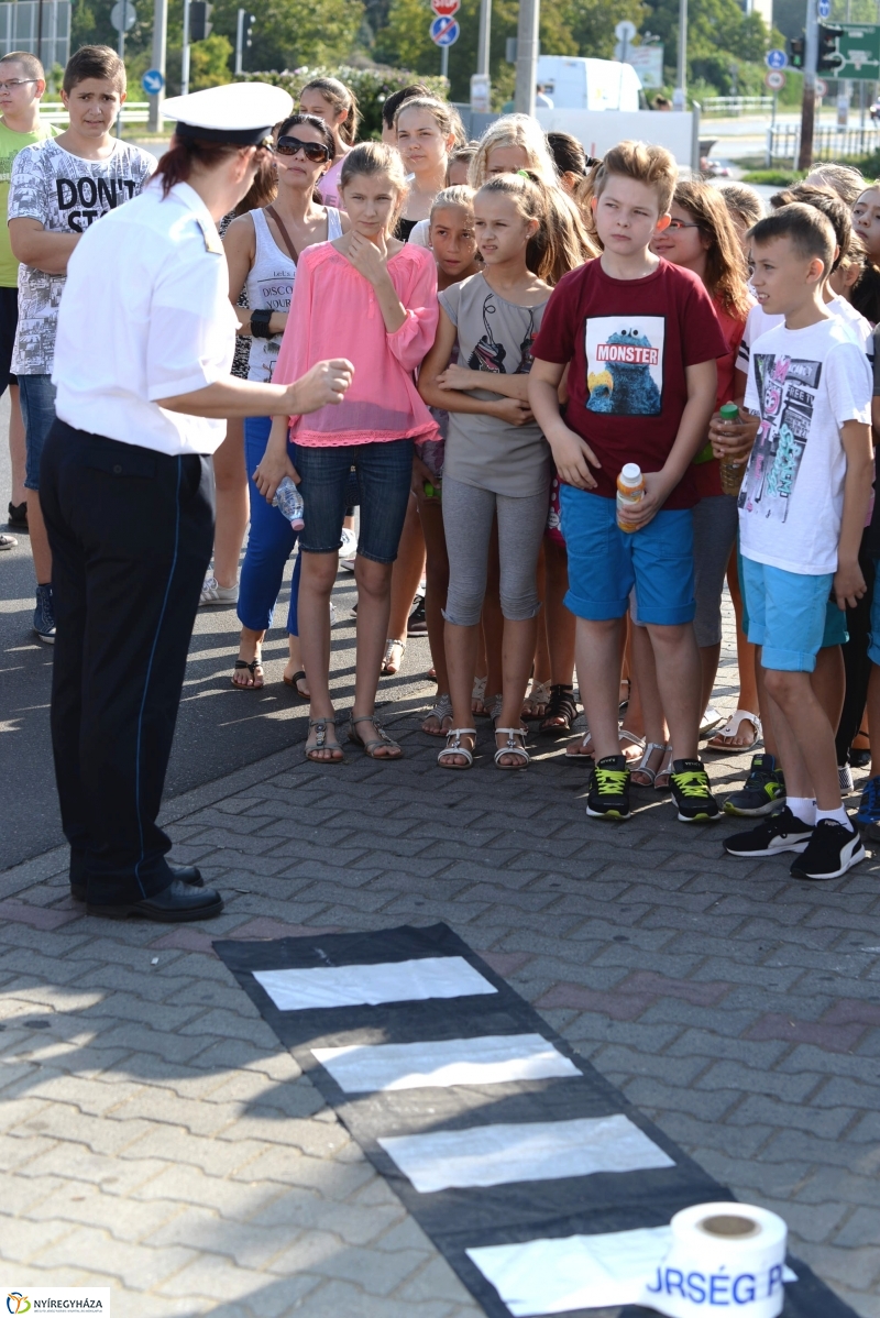 Tanévkezdés- Plaza parkoló