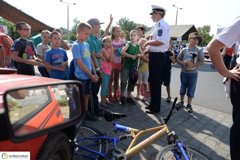 Tanévkezdés- Plaza parkoló