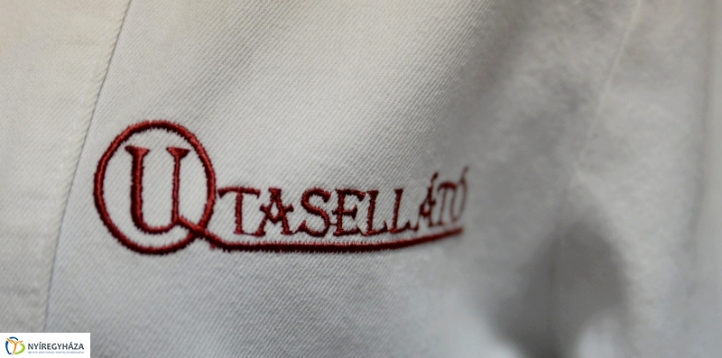 Utasellátó kiállítás a Vasutas Művelődésiházban