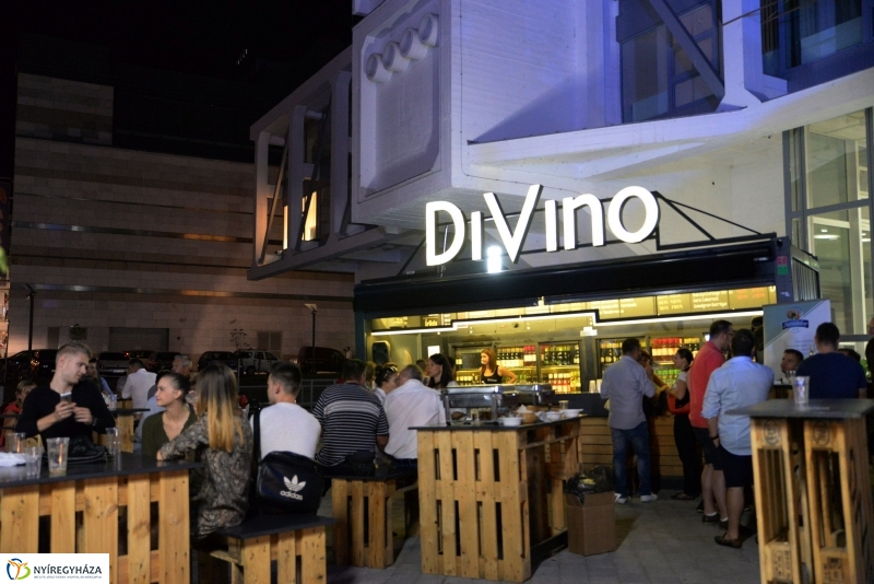 Csütörtök esti Vidor