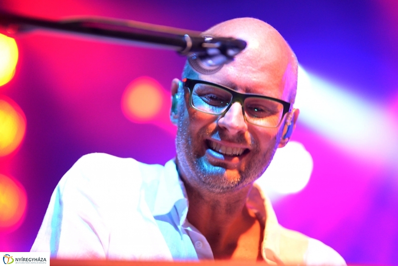 Csütörtök esti Vidor