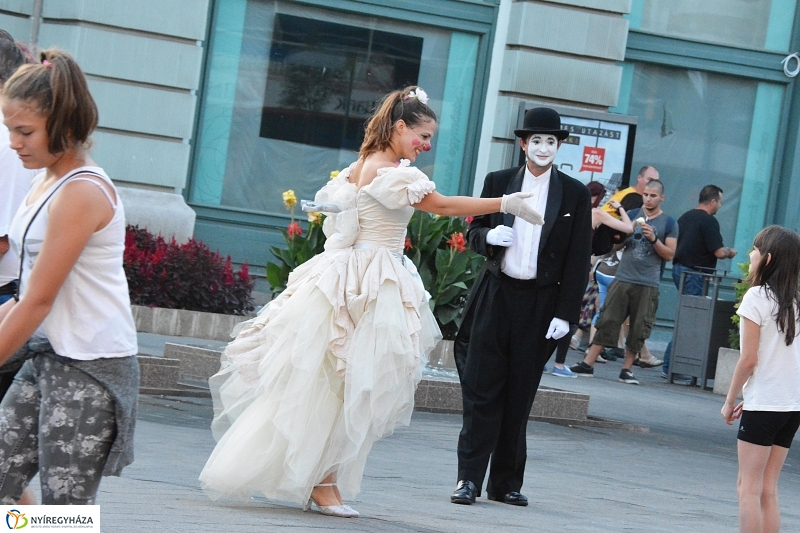 Péntek délutáni VIDOR