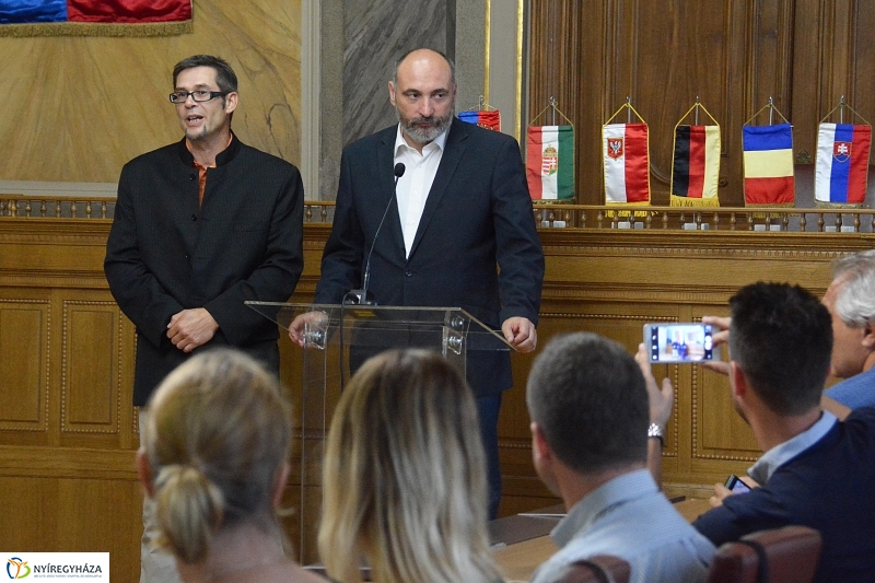 Testvérvárosok delegációjának köszöntése