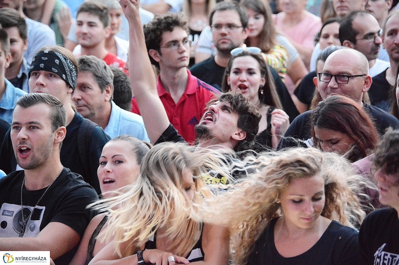 Supernem koncert a Kossuth téren