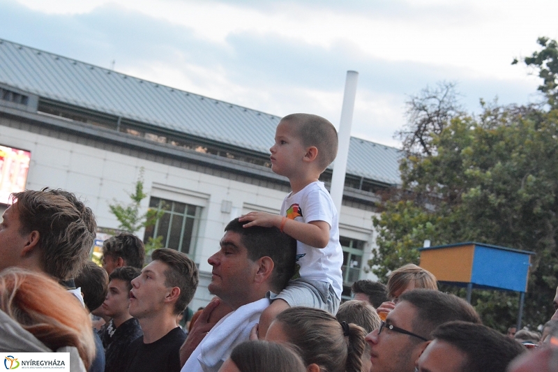 Supernem koncert a Kossuth téren