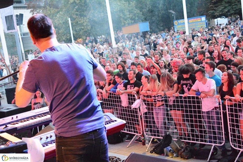 Supernem koncert a Kossuth téren