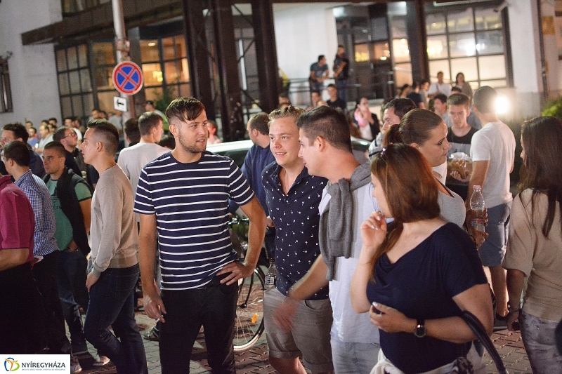 Magyar-Román közös mérkőzés nézés a VIDOR-Szigeten