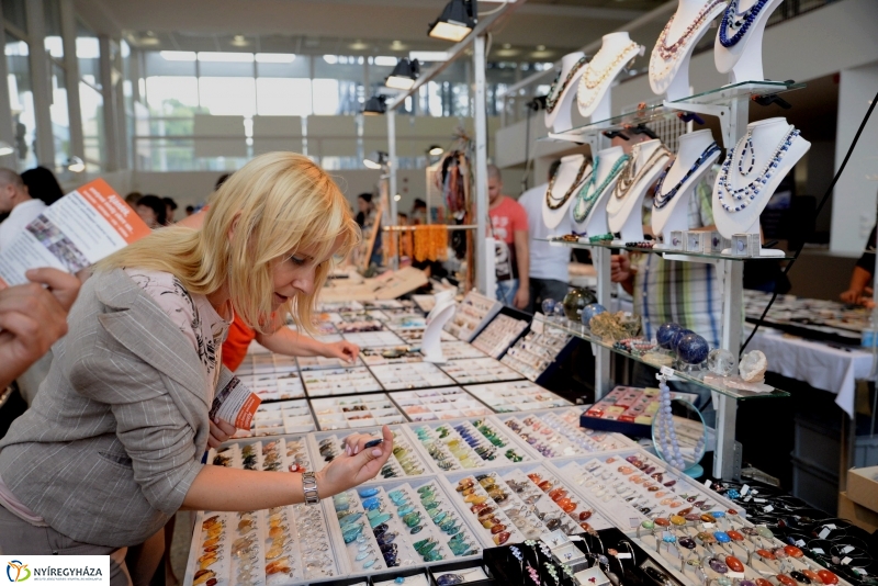 Nezetközi Ásványbörze a VMKK-ban