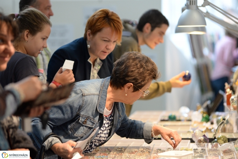 Nezetközi Ásványbörze a VMKK-ban