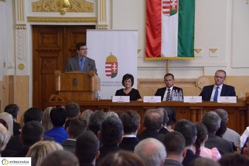 Kormányablak átadása Nyíregyházán