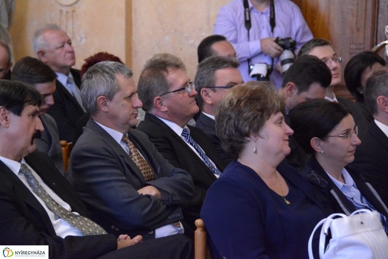 Kormányablak átadása Nyíregyházán