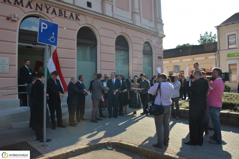 Kormányablak átadása Nyíregyházán