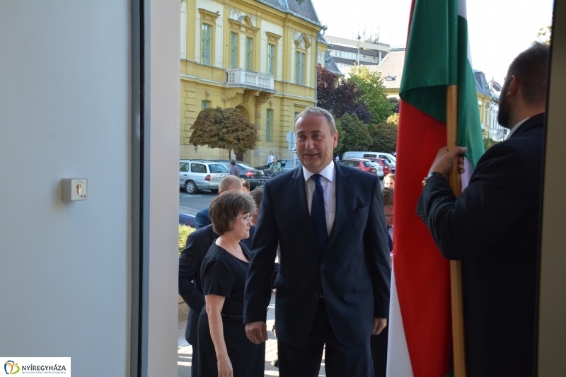 Kormányablak átadása Nyíregyházán