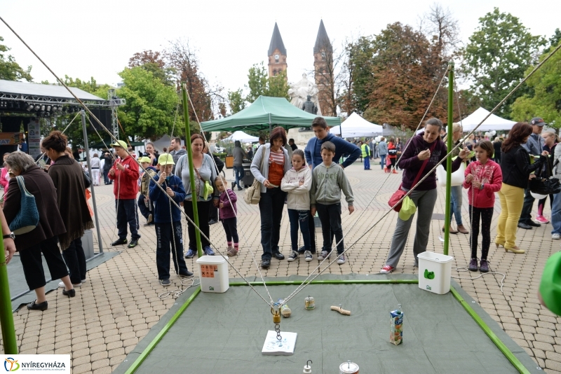 Szelektív Szombat a Kossuth téren 1