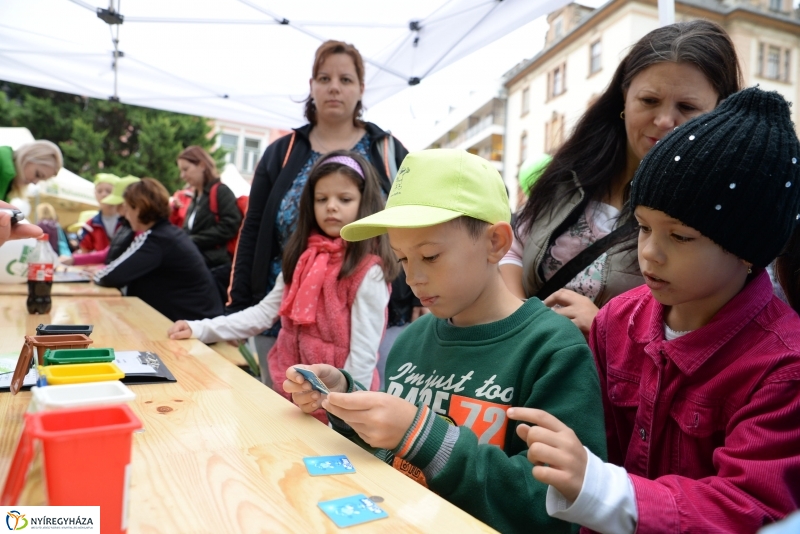Szelektív Szombat a Kossuth téren 1