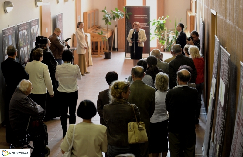 Kiállításmegnyitó a Hittudományi Főiskolán