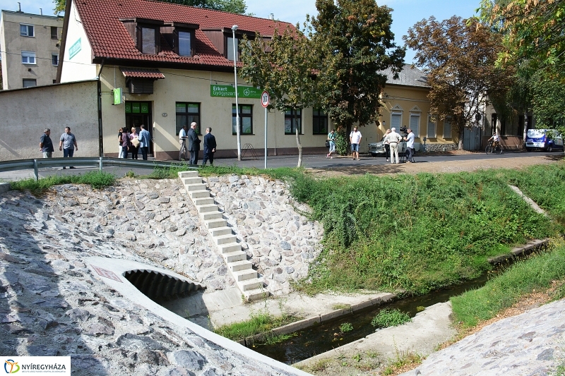 Érkerti utak átadása