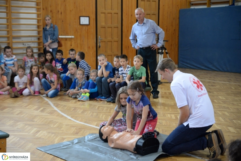 Elsősegélynyújtási ismeretek a Szabó Lőrinc Általános Iskolában