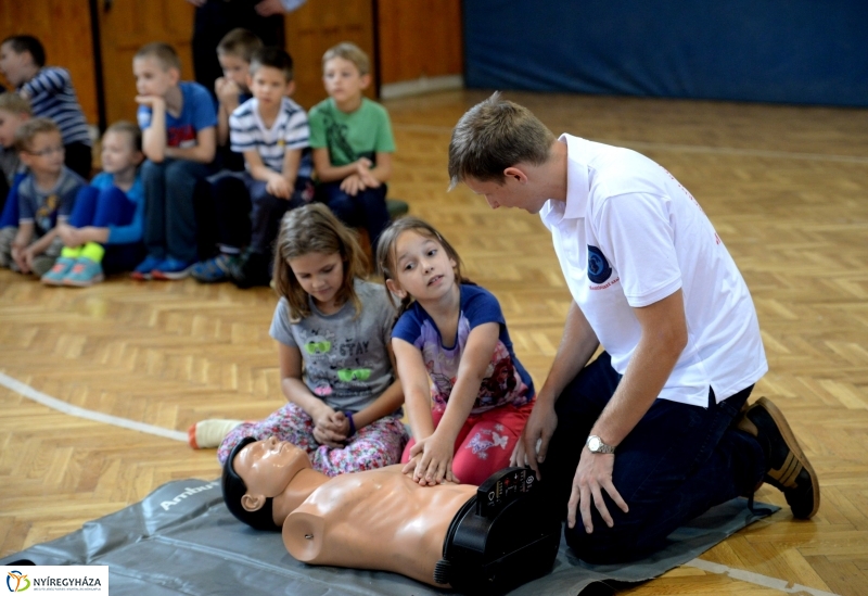 Elsősegélynyújtási ismeretek a Szabó Lőrinc Általános Iskolában
