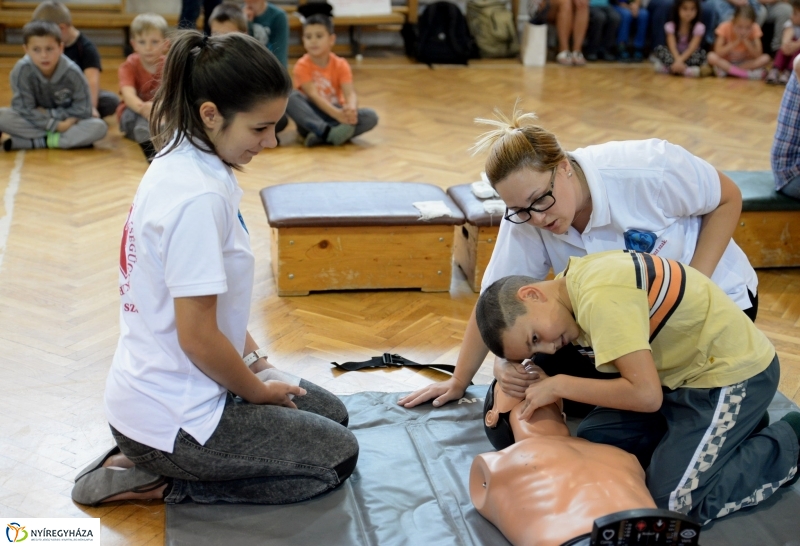 Elsősegélynyújtási ismeretek a Szabó Lőrinc Általános Iskolában