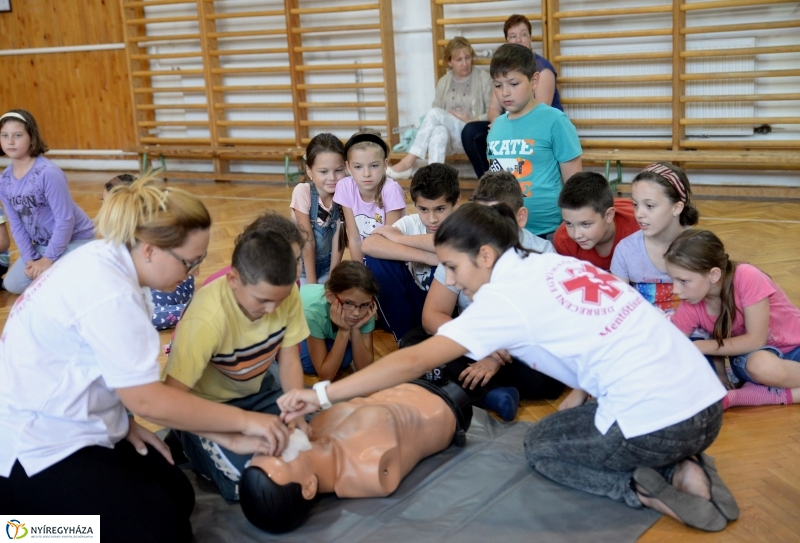 Elsősegélynyújtási ismeretek a Szabó Lőrinc Általános Iskolában