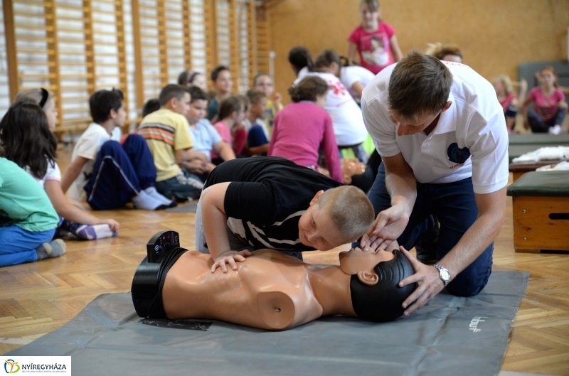 Elsősegélynyújtási ismeretek a Szabó Lőrinc Általános Iskolában
