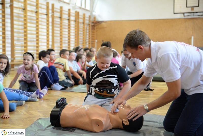 Elsősegélynyújtási ismeretek a Szabó Lőrinc Általános Iskolában