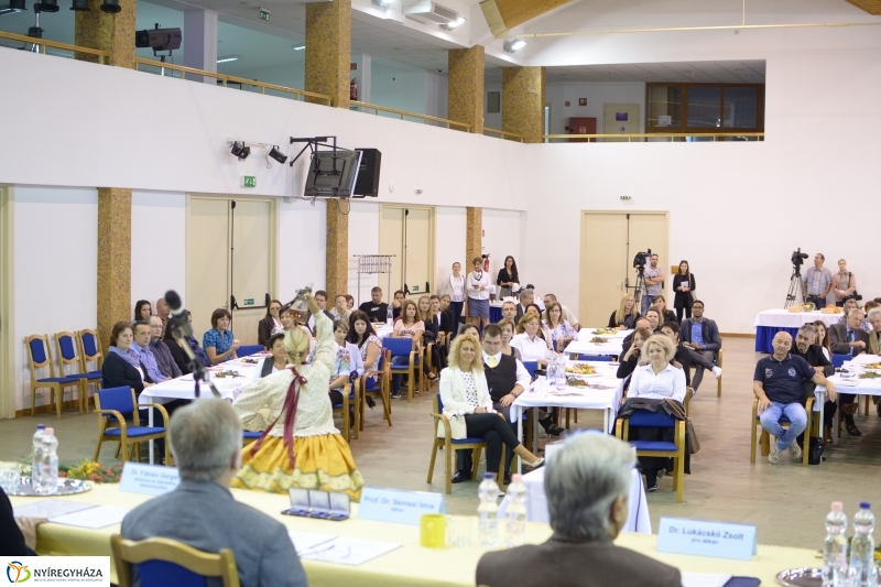 25 éves szociális munka képzés Nyíregyházán