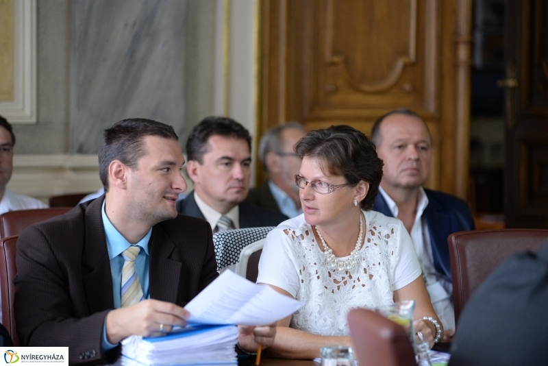 Városi közgyűlés szeptemberben