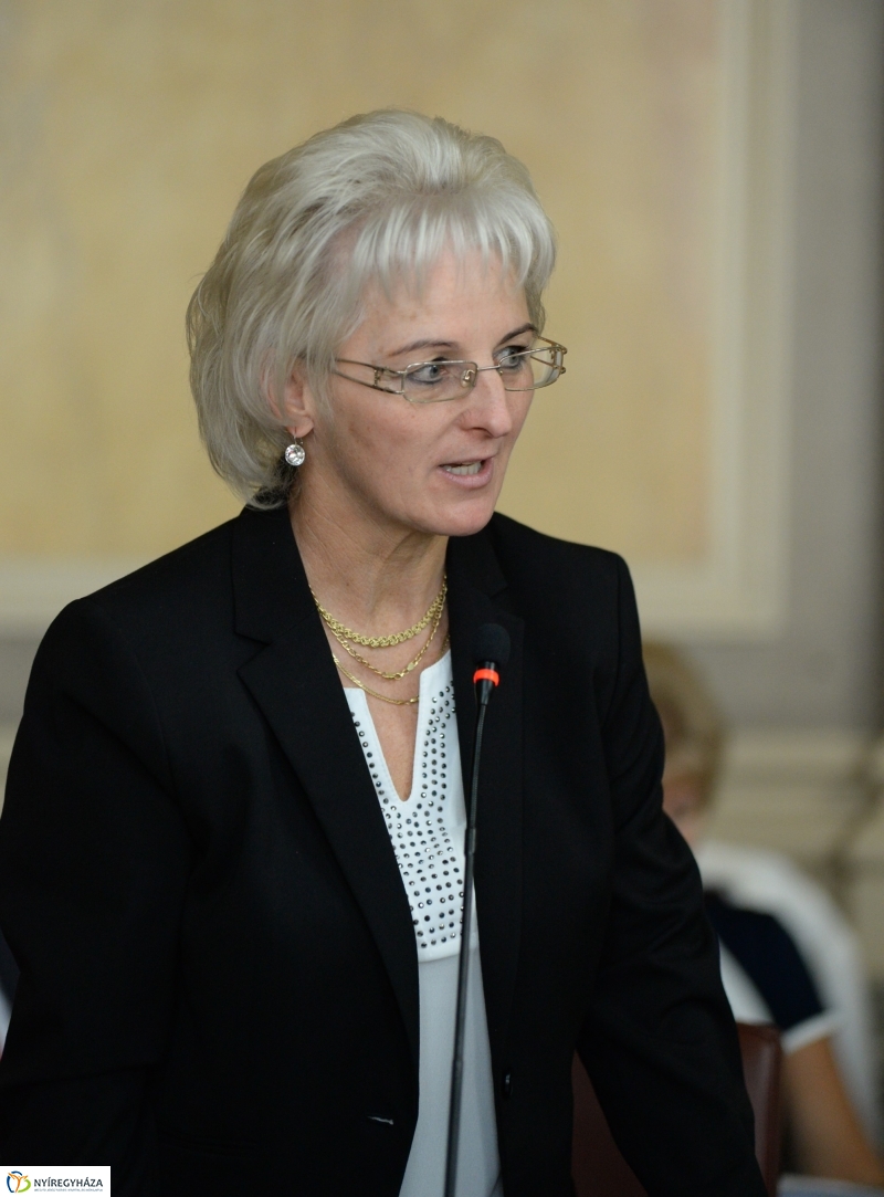 Városi közgyűlés szeptemberben