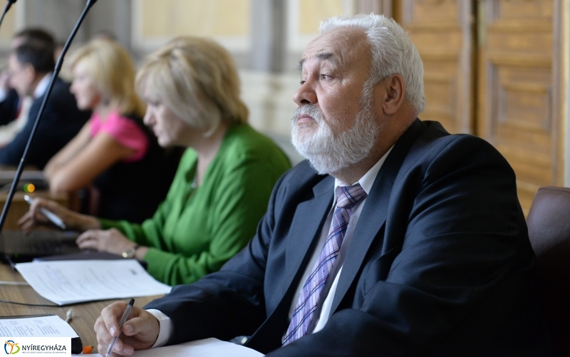 Városi közgyűlés szeptemberben