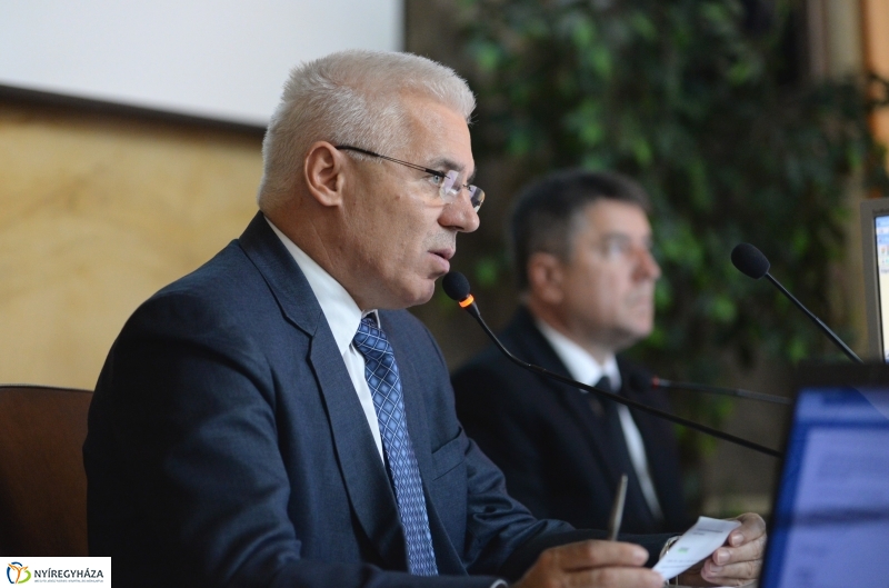 Városi közgyűlés szeptemberben