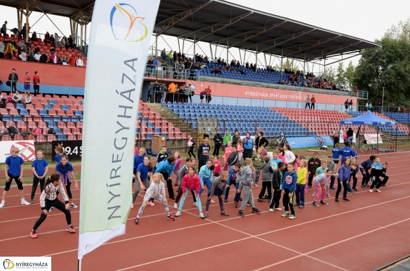 Diáksportnap a Városi Stadionban