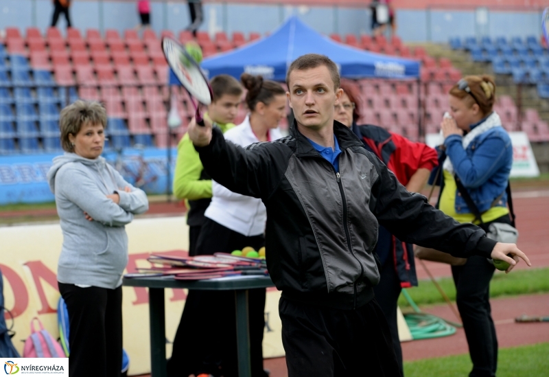 Diáksportnap a Városi Stadionban