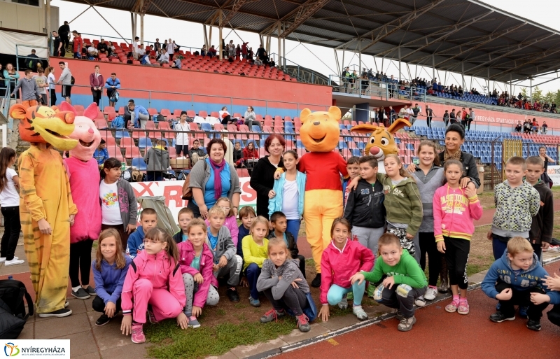 Diáksportnap a Városi Stadionban