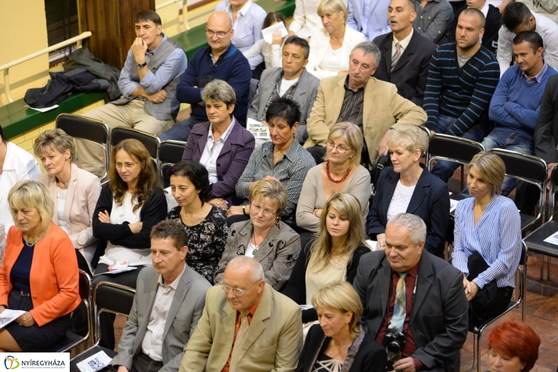 40 éves a testnevelés tagozat a Vasváriban