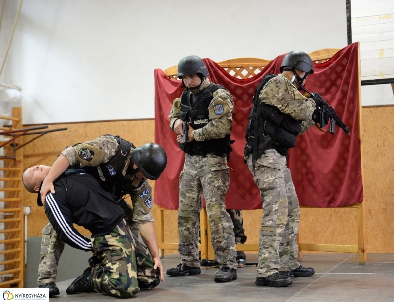 Családi nap Sóstóhegyen  csepergő esőben