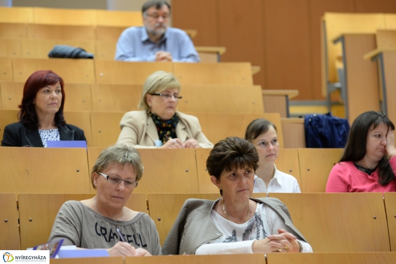 Nyelvtudással Európába-konferencia a Nyíregyházi Főiskolán