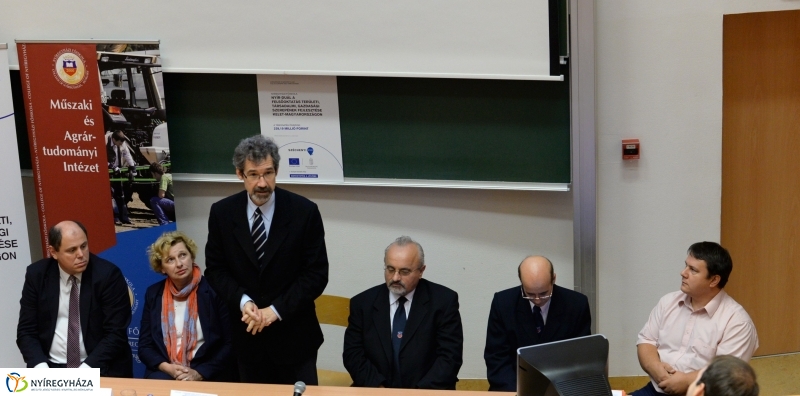 Konferencia a duális képzésről a Nyíregyházi Fóiskolán